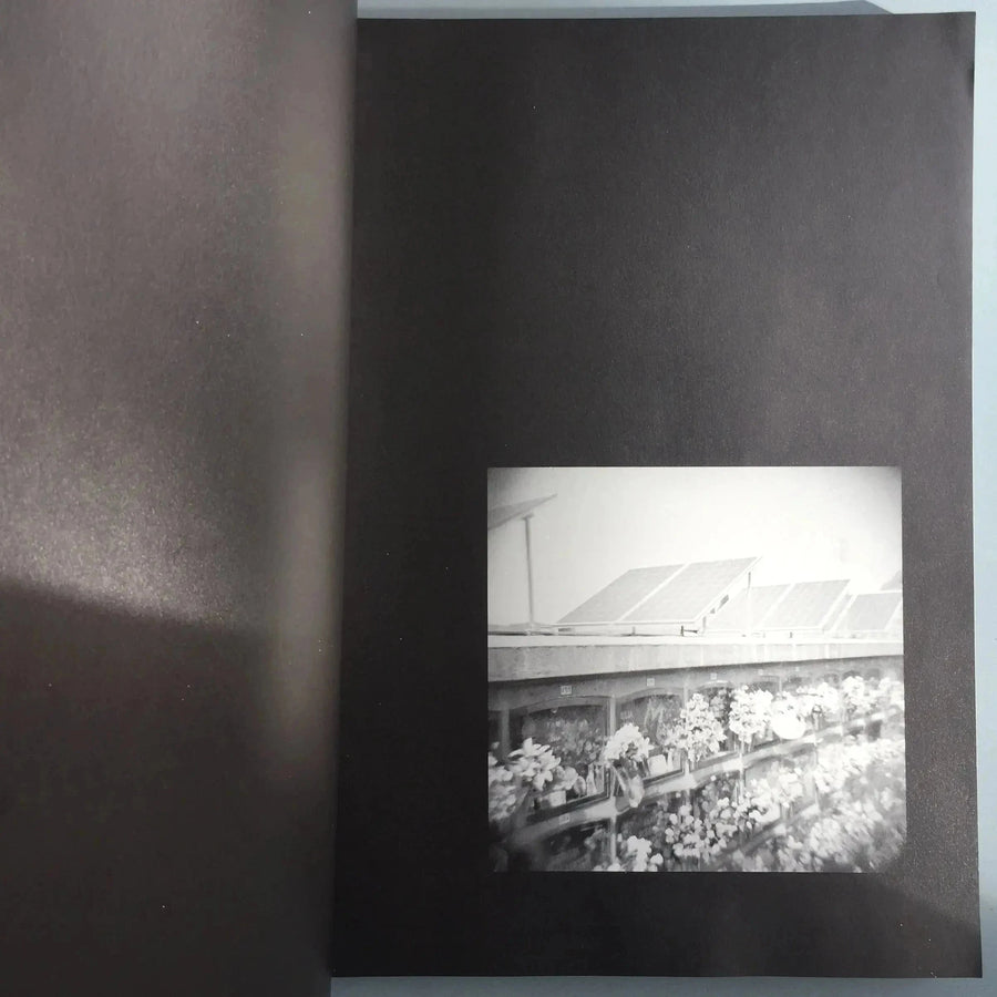 Dirk Braeckman, Els Dietvorst - Time is a book - Time Festival 2009 Saint-Martin Bookshop
