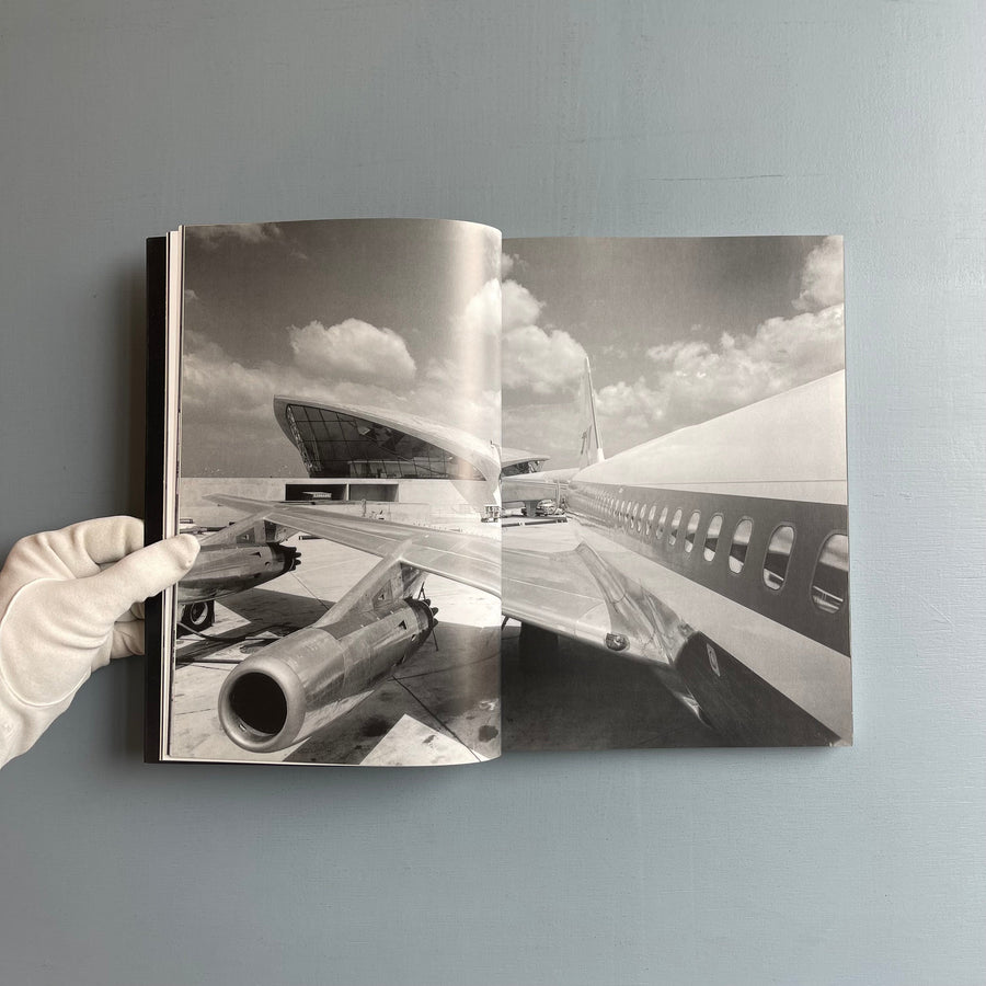 Terminal 5 - Lukas & Sternberg 2004 - Saint-Martin Bookshop