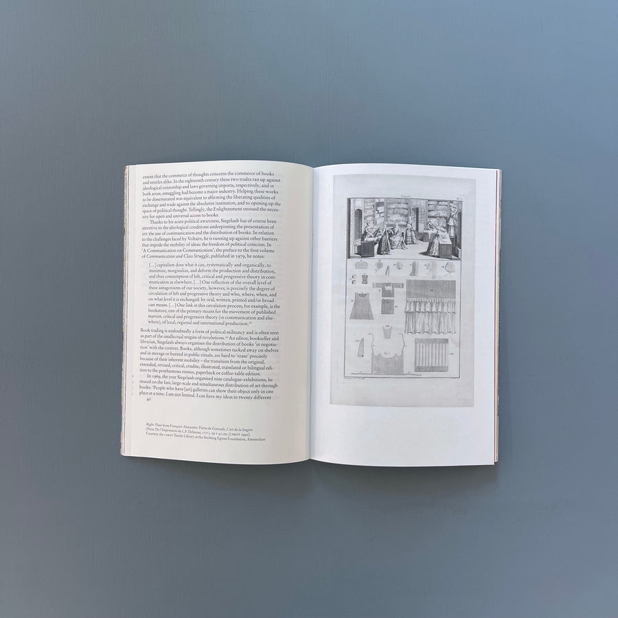 The Stuff That Matters, textiles collected by Seth Siegelaub for the CSROT - Raven Row 2012 - Saint-Martin Bookshop