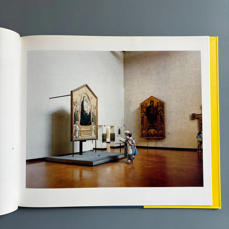 Thomas Struth - Museum Photographs - Schirmer/Mosel 1993 - Saint-Martin Bookshop