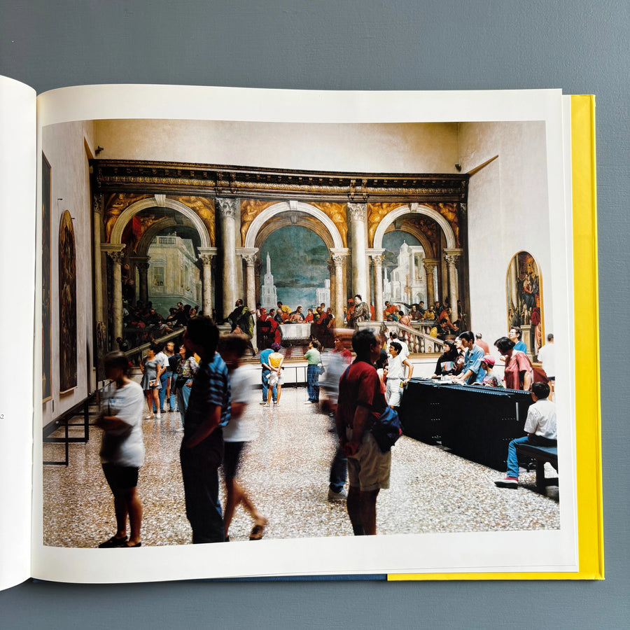 Thomas Struth - Museum Photographs - Schirmer/Mosel 1993 - Saint-Martin Bookshop