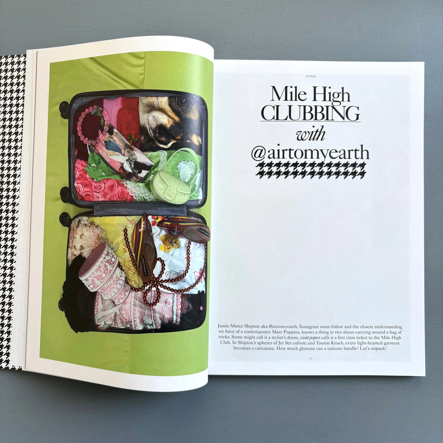 Violet Papers Issue 01 “What’s Inside” - Lara Violeta 2024 - Saint-Martin Bookshop