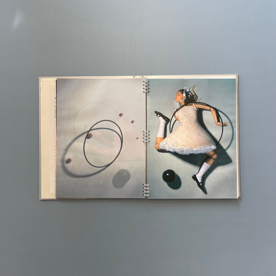 Visionaire - 27 Movement 1999 - Saint-Martin Bookshop