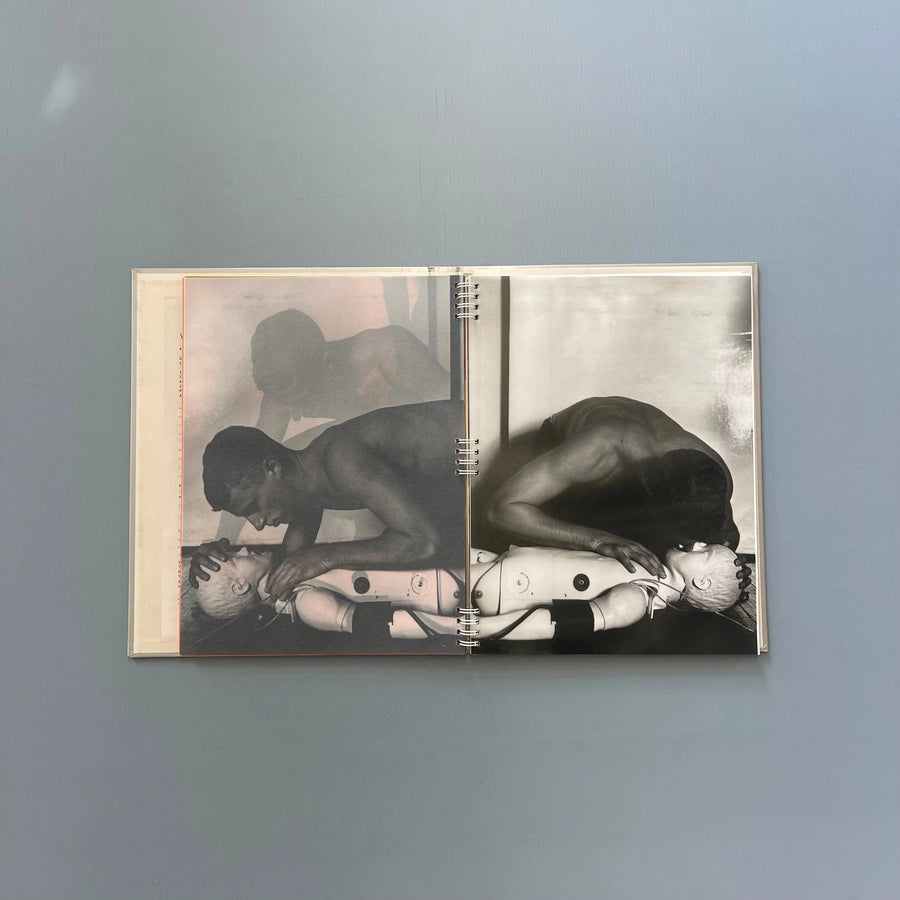 Visionaire - 27 Movement 1999 - Saint-Martin Bookshop