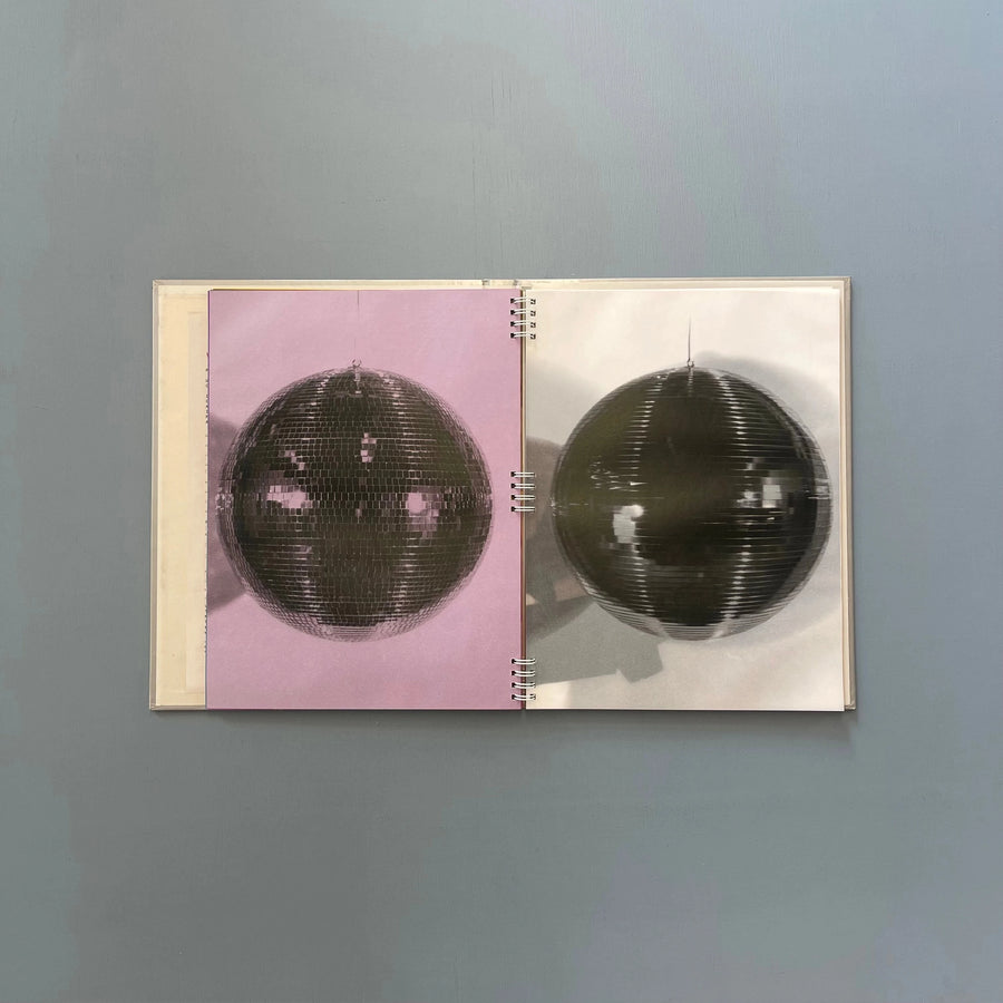 Visionaire - 27 Movement 1999 - Saint-Martin Bookshop