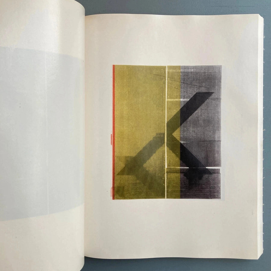 Wade Guyton - Black Paintings - JRP Ringier 2011 - Saint-Martin Bookshop