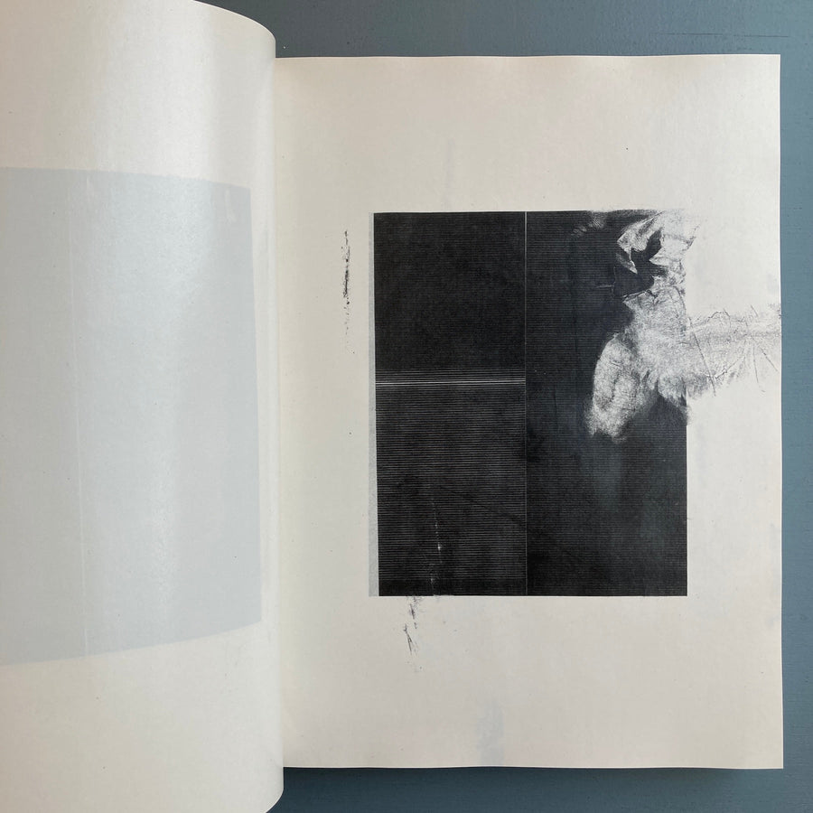 Wade Guyton - Black Paintings - JRP Ringier 2011 - Saint-Martin Bookshop