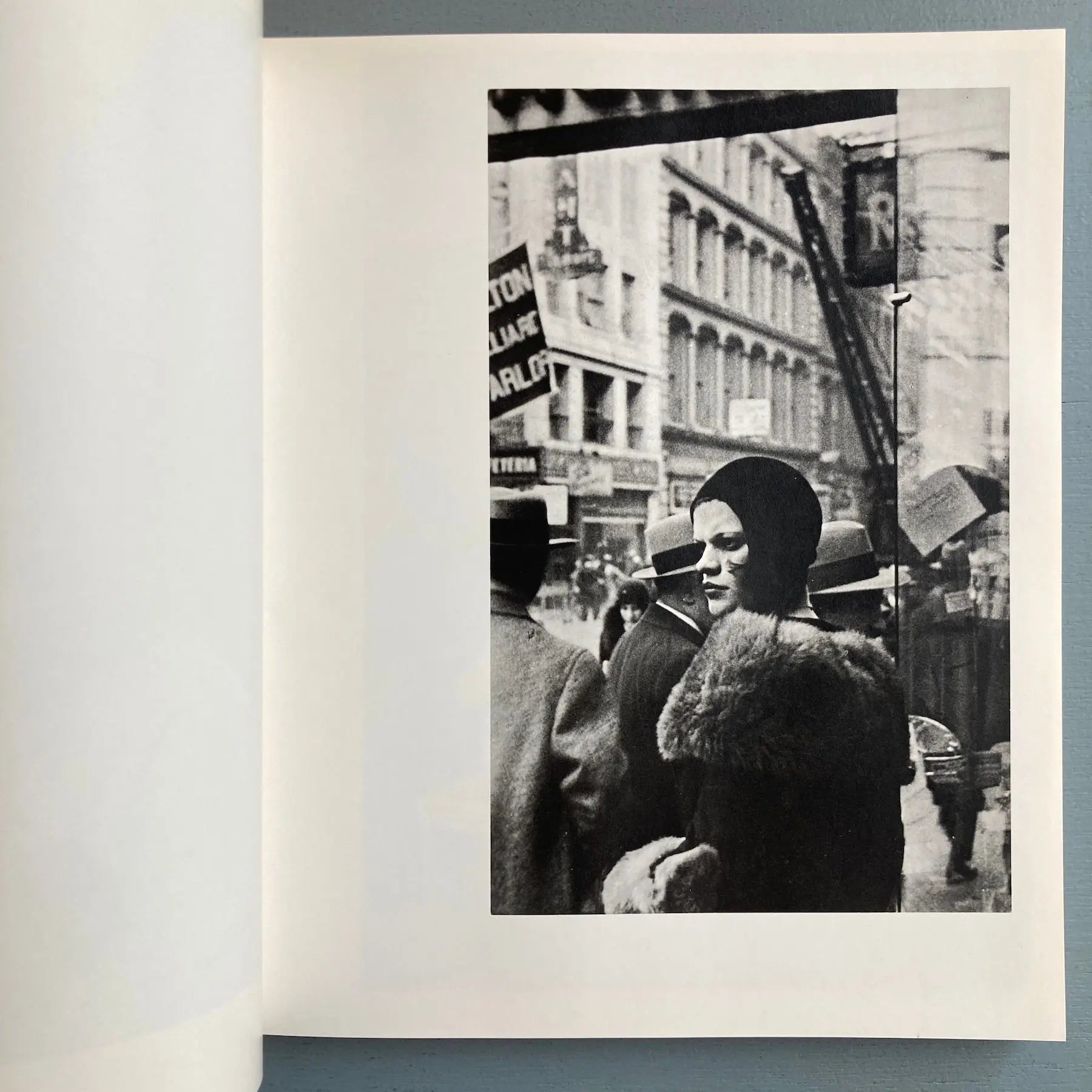 Walker Evans - American photographs - Museum of Modern Art 1988