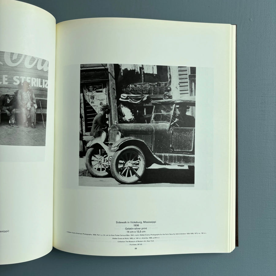 Walker Evans & Dan Graham - Witte de With 1992 - Saint