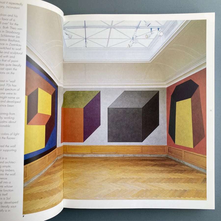 WallWorks: Site-Specific Wall Installations - Edition Schellmann 1999 - Saint-Martin Bookshop