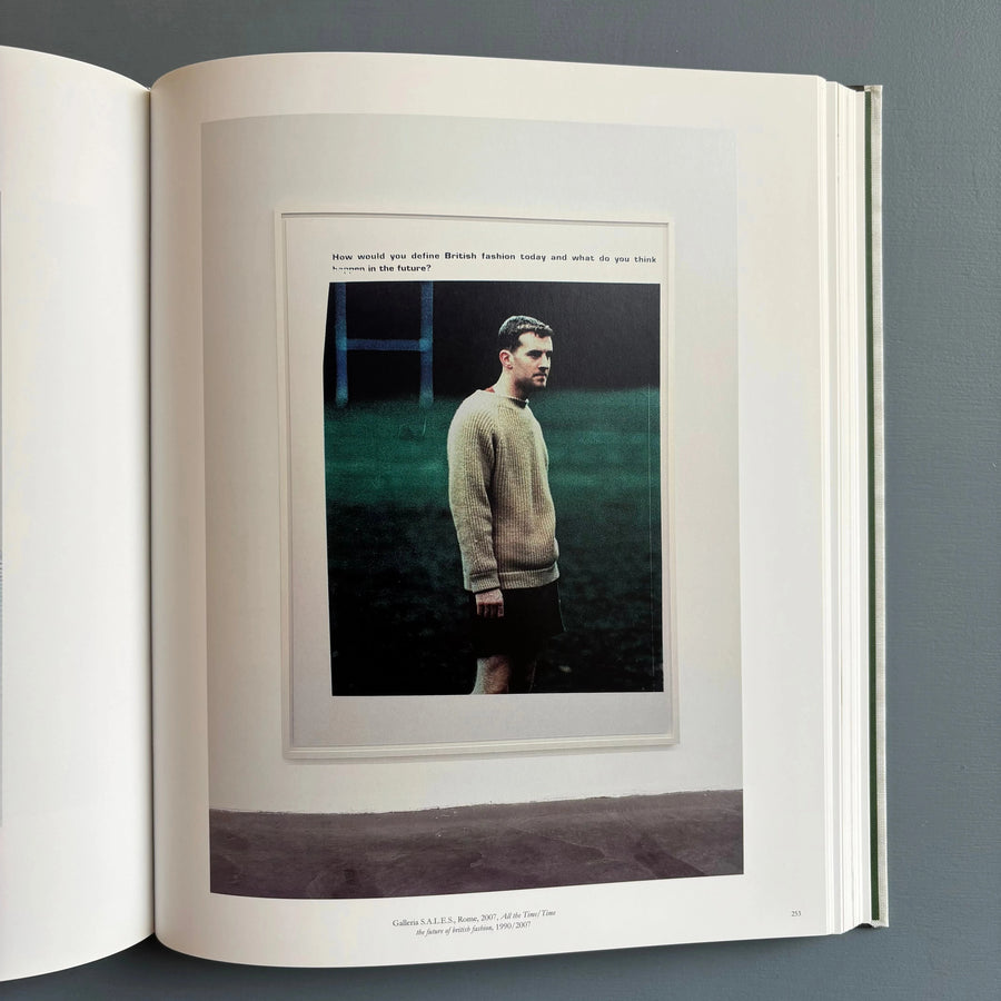 Wolfgang Tillmans - Lighter Book - Hatje Cantz 2008 - Saint-Martin