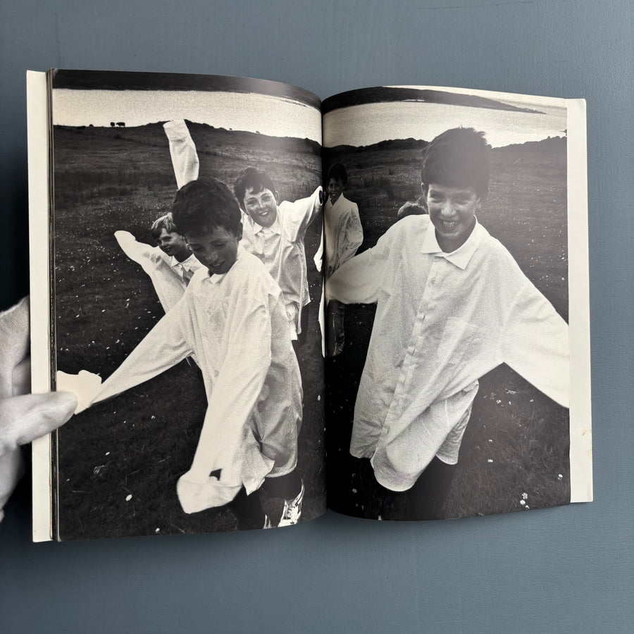 Y's Yohji Yamamoto - In Ireland Connemara - Fall/Winter 1993/94