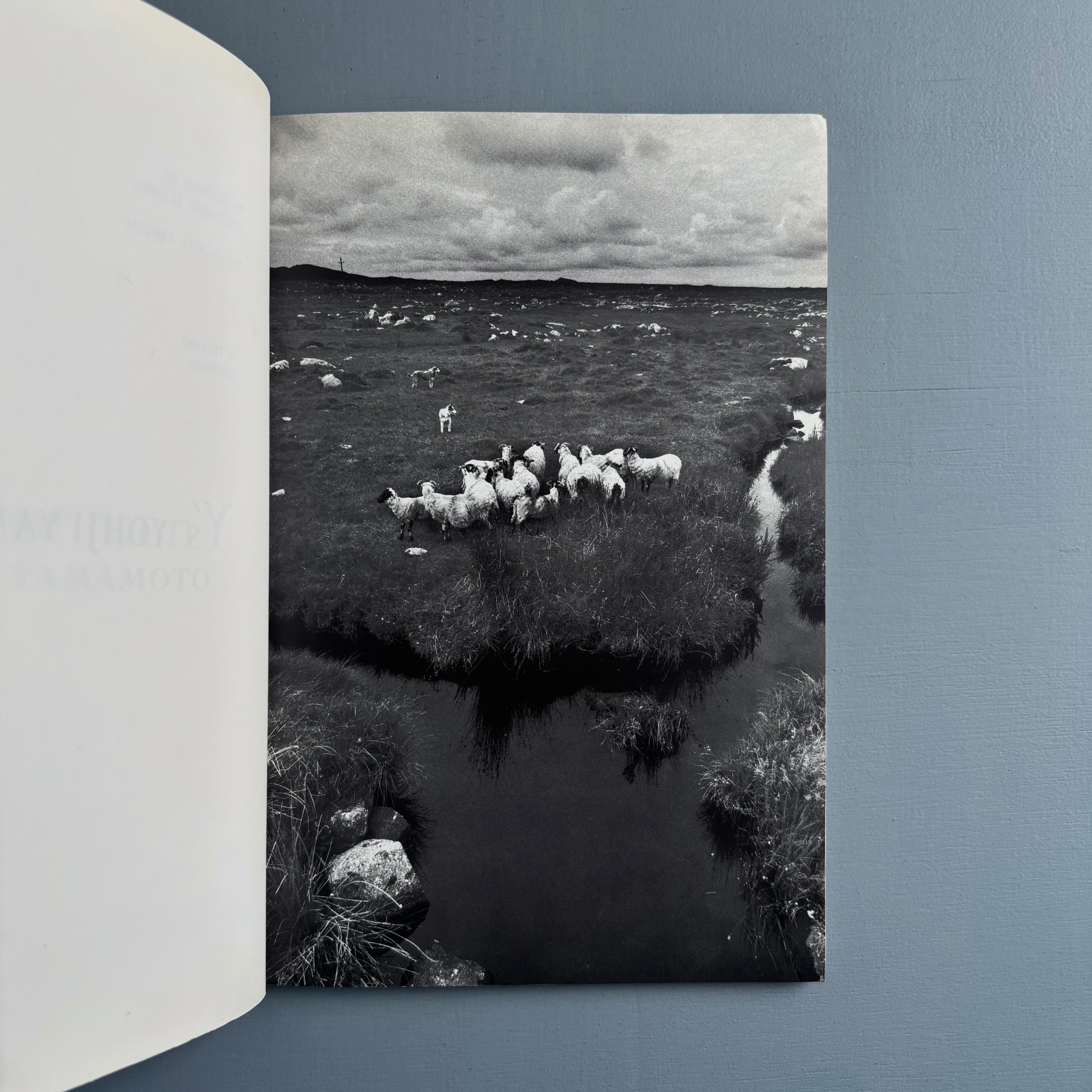 ヨウジヤマモト 1993-94 秋冬 カタログ Y's Yohji Yamamoto - In Ireland Connemara - Fall/Winter 1993/94