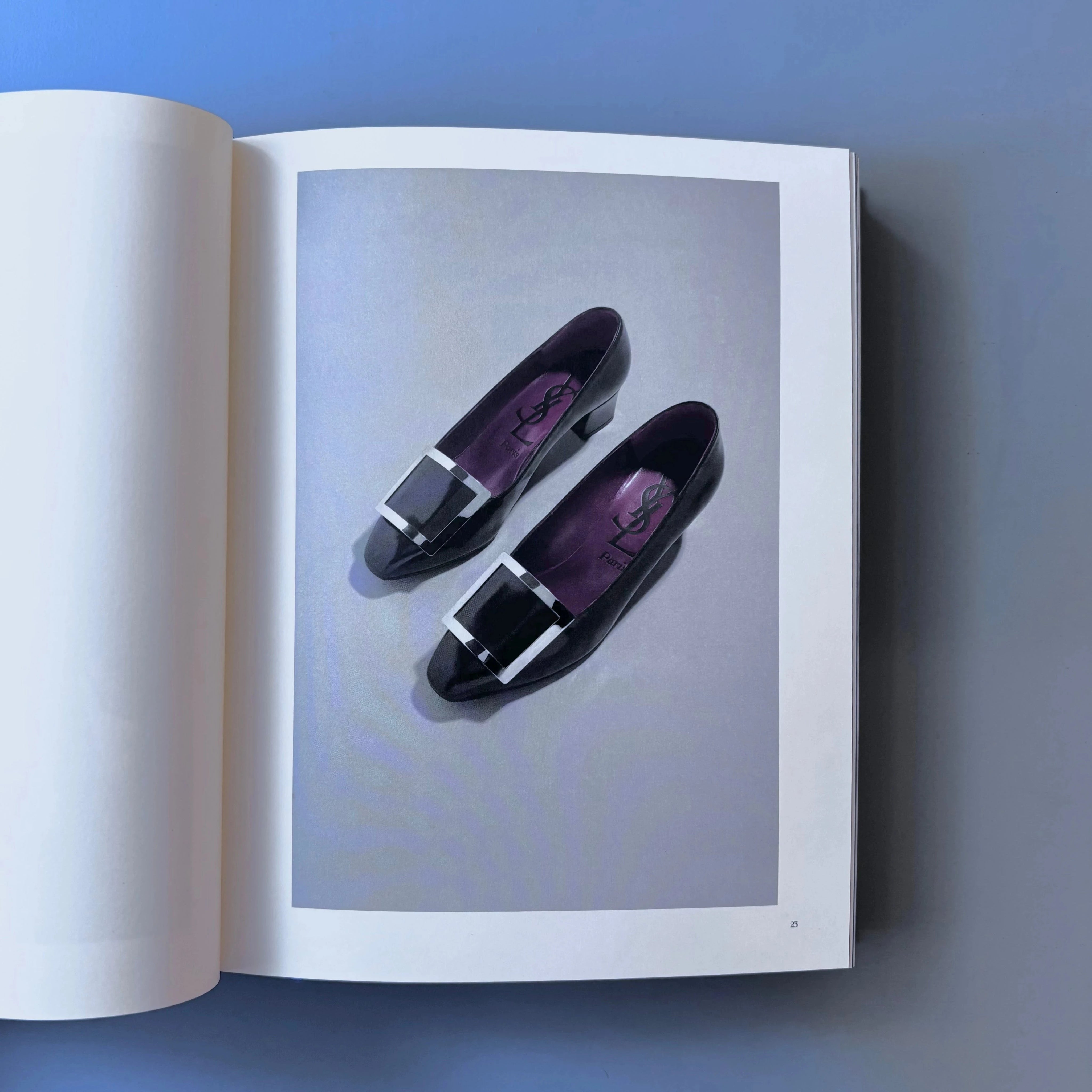 Yves Saint Laurent - Accessories - Phaidon 2017 - Saint-Martin