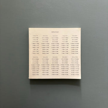 stanley brouwn - 1 m x 1 m - Portikus 1993 - Saint-Martin Bookshop