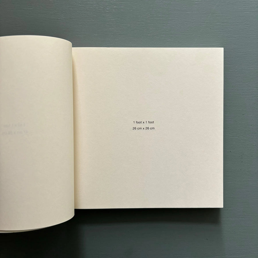stanley brouwn - 1 m x 1 m - Portikus 1993 - Saint-Martin Bookshop