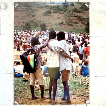 Alfredo Jaar - Embrace - Print (photo) 1995 Saint-Martin Bookshop