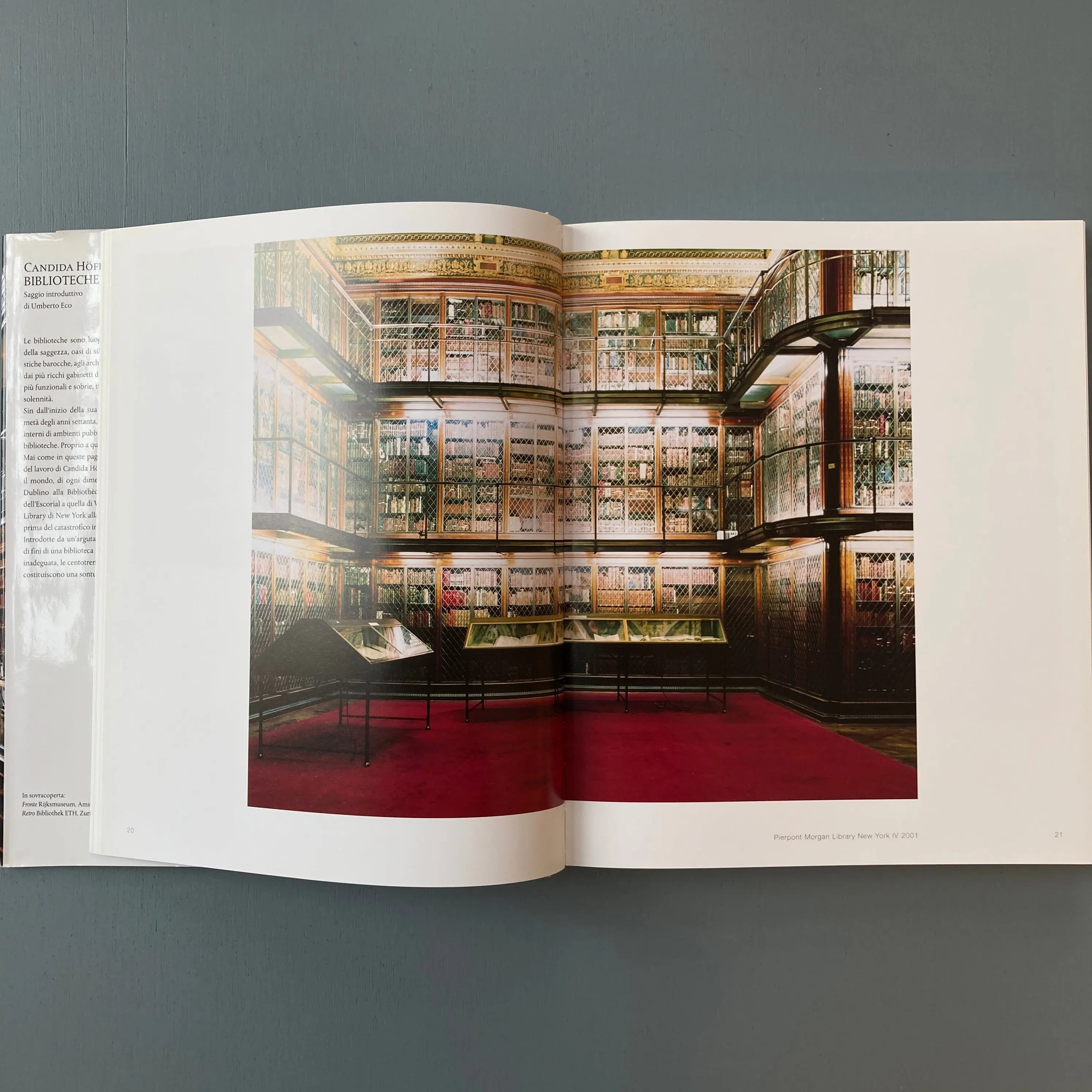 Candida Höfer - Biblioteche - Johan & Levi 2006 - Saint-Martin