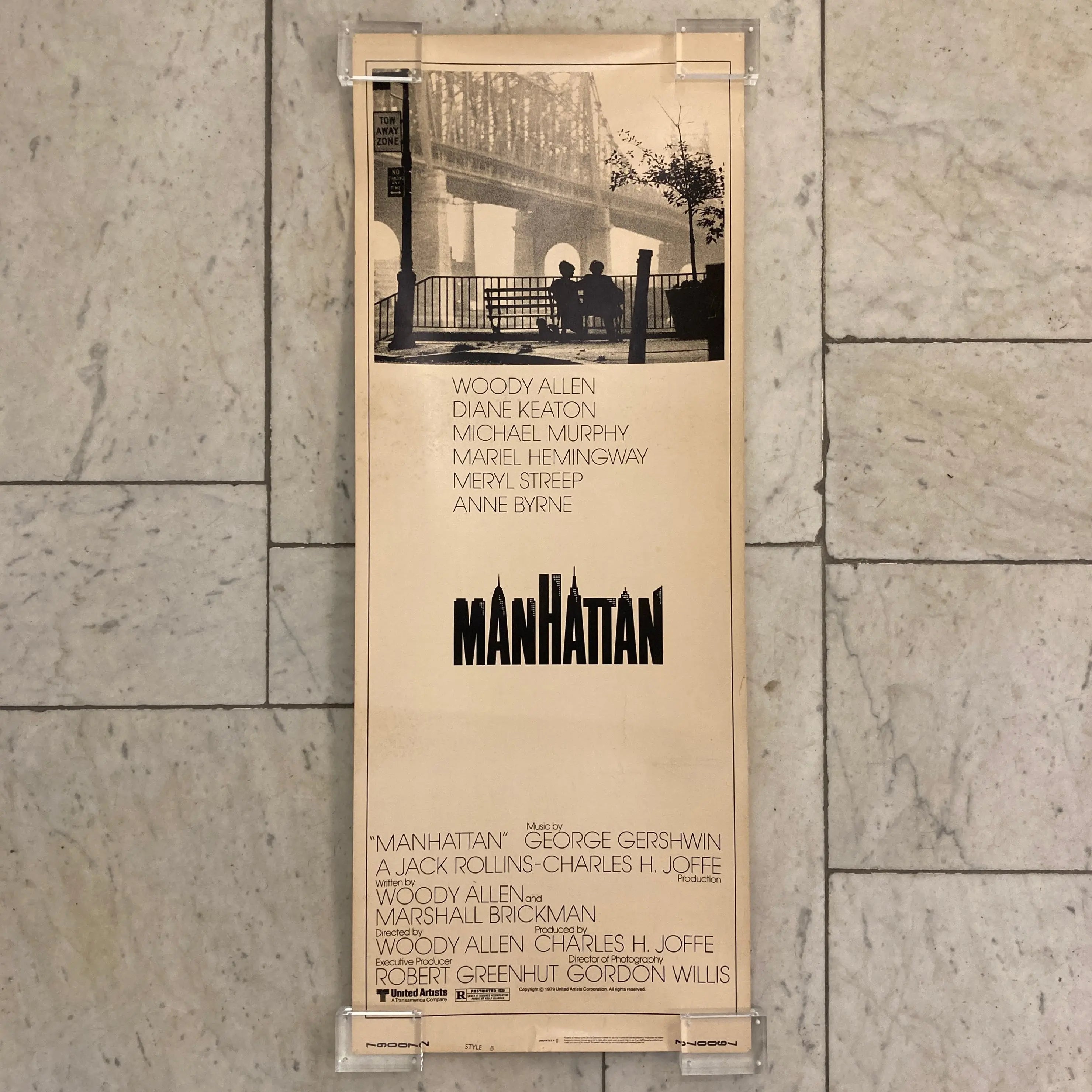 Woody Allen - Manhattan - Poster 1979 - Saint-Martin Bookshop