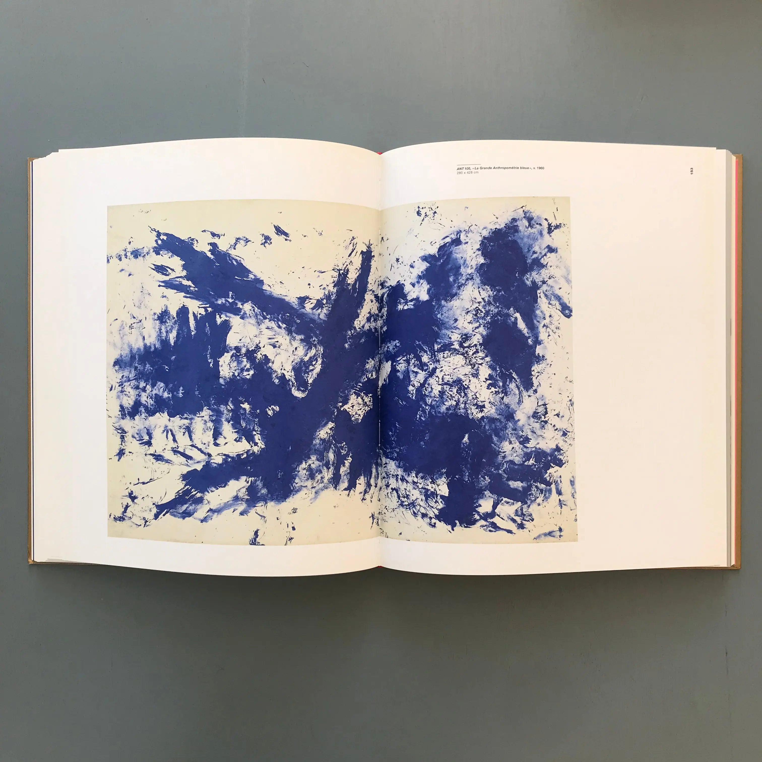 ゼニス新作モデル Yves Klein - Corps, couleur, immatériel - Centre Pompidou 画集